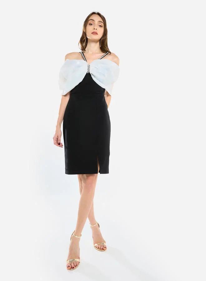 هاوس اوف مودا فستان بطول الركبة بفيونكة أورجانزا